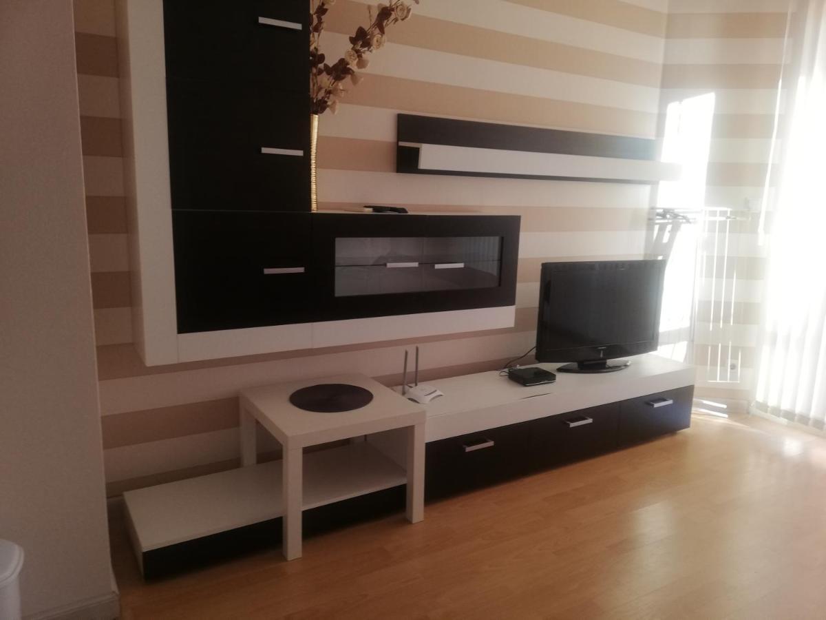 Supreme Beach Apartments Balcsik Kültér fotó