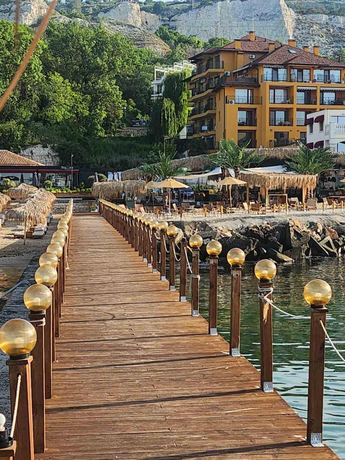 Supreme Beach Apartments Balcsik Kültér fotó