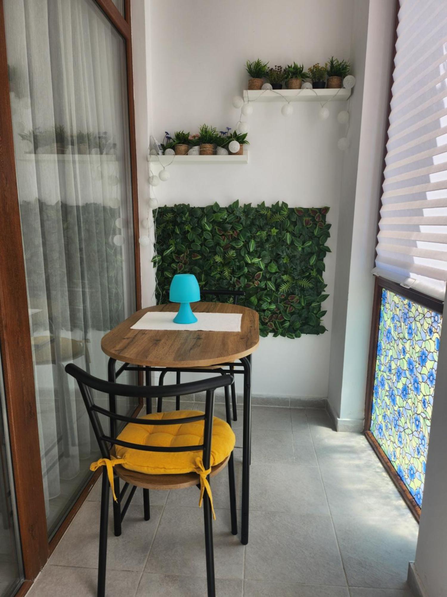 Supreme Beach Apartments Balcsik Kültér fotó